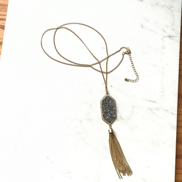 Long gold pendent with silver druzy. - Picture 2 of 2